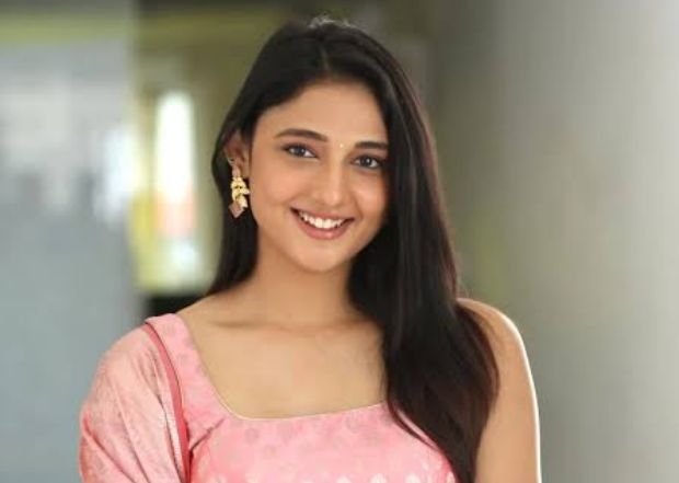 Ritika Nayak Biography